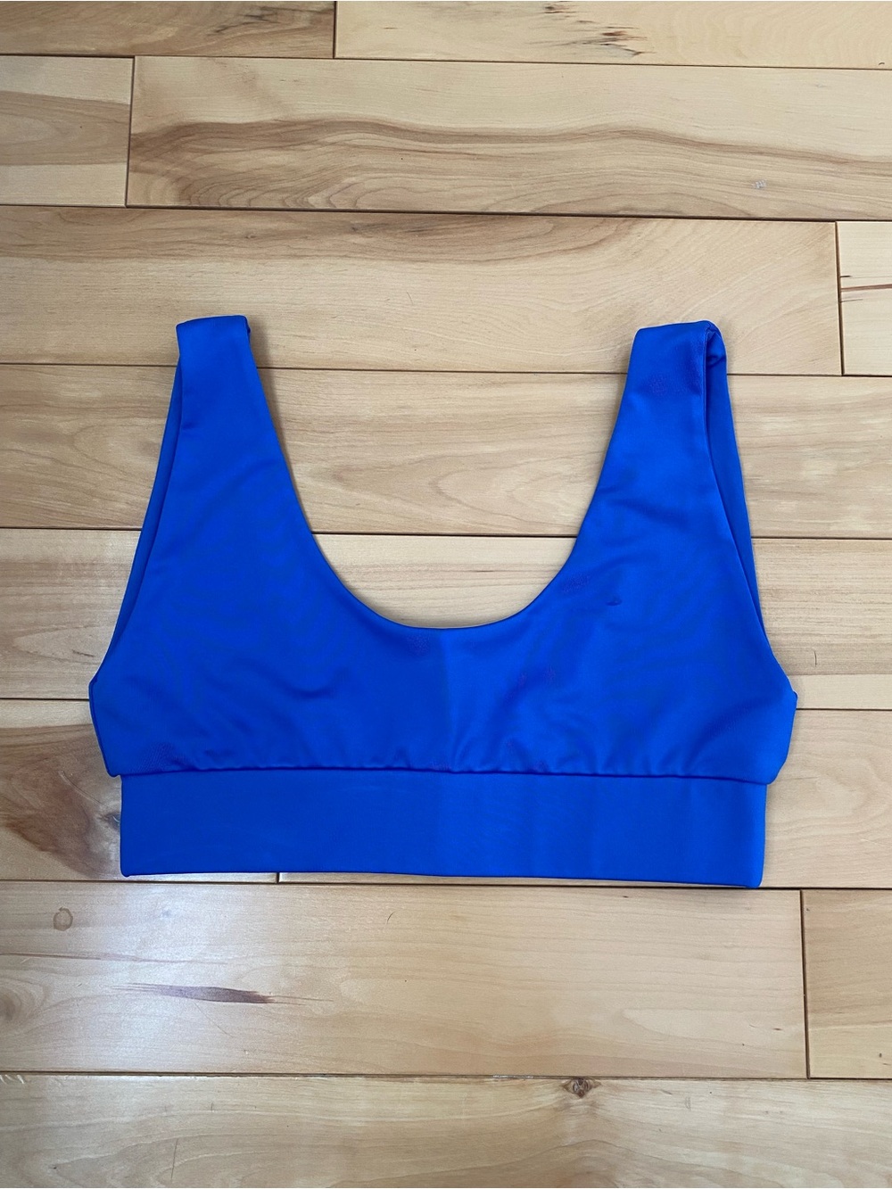 Londre Sport Scoop Top